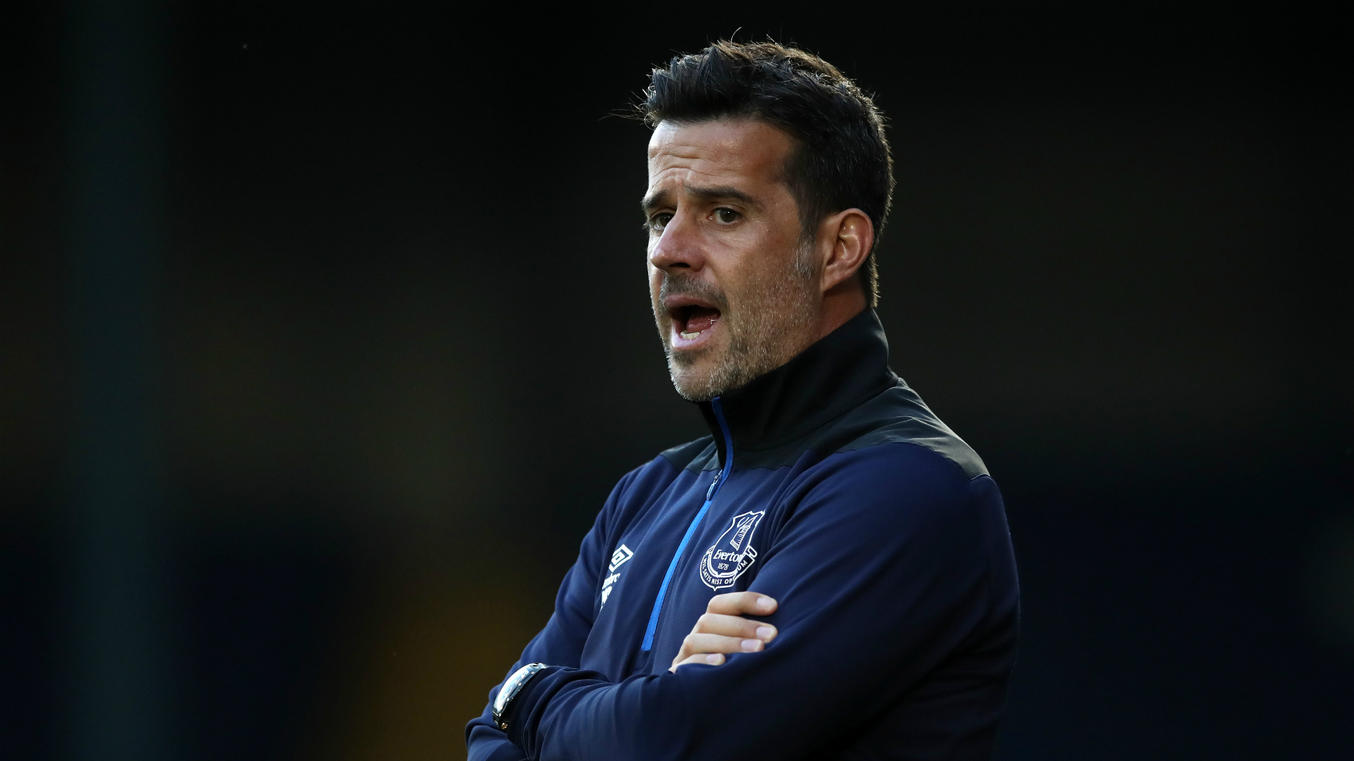 爆发性的进 爆发性的进